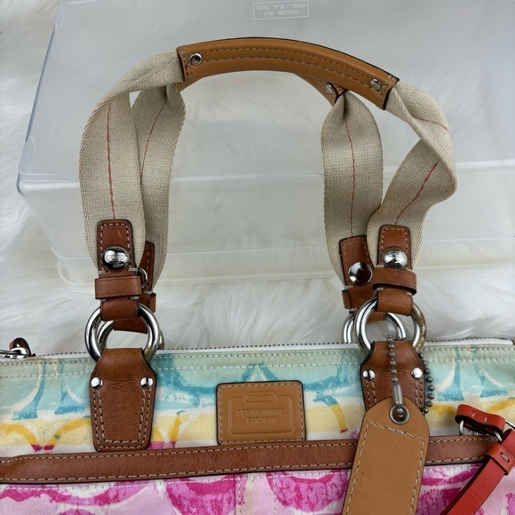 COACH VINTAGE HAMPTON HOBO HAWAIIAN STYLE HANDBAG - Picture 3 of 7